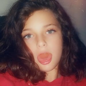 Meet your Posher, Mallory